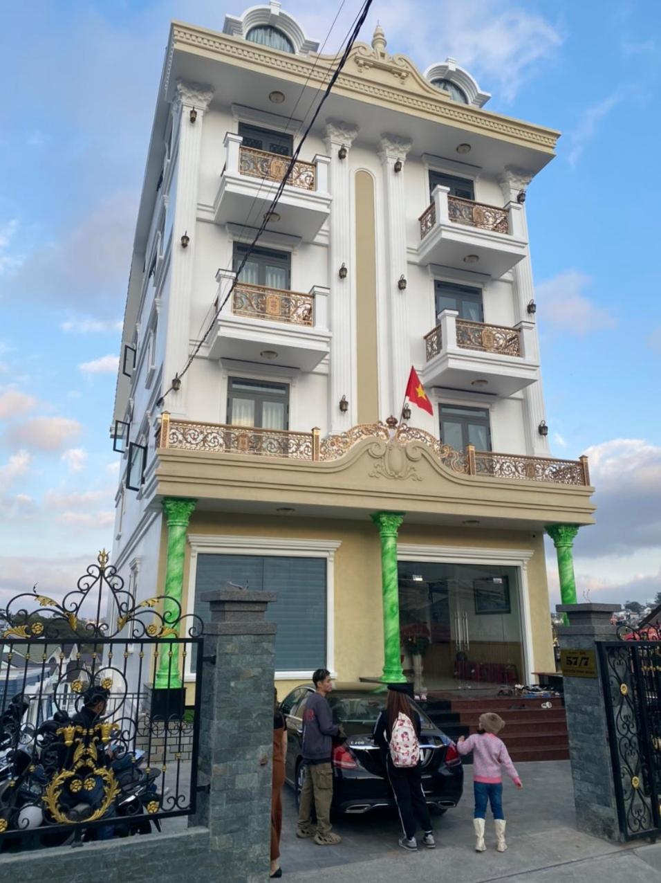 Happy Bun Hotel Dalat Bagian luar foto