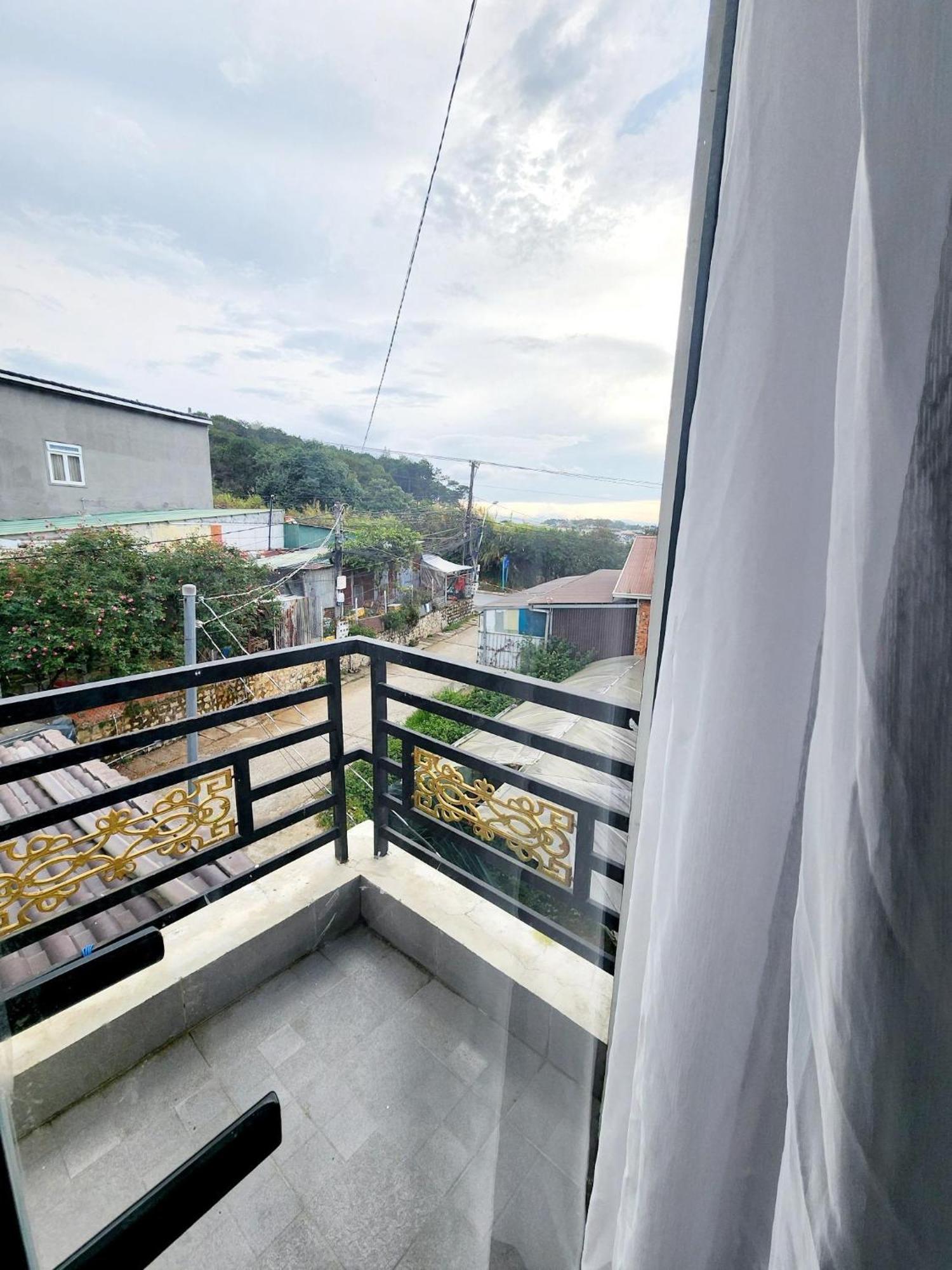 Happy Bun Hotel Dalat Bagian luar foto
